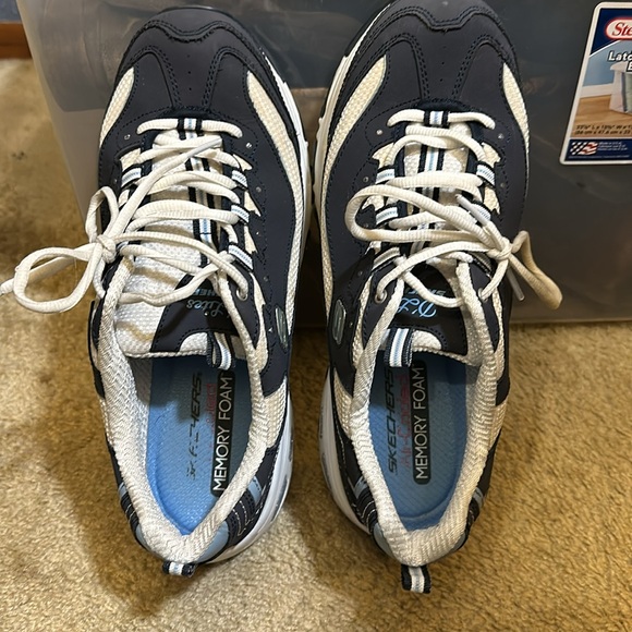 Skechers Memory foam Air Cooled. Womens Sz 11 - Picture 6 of 7